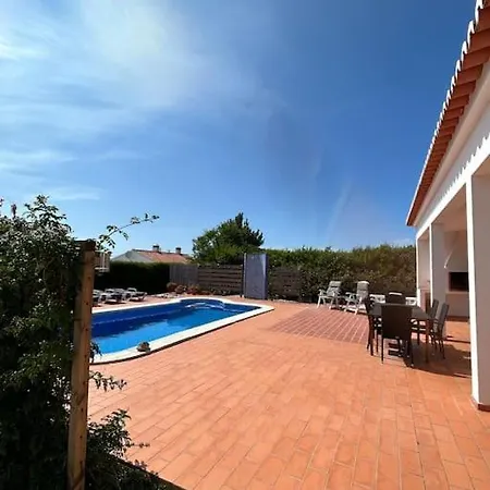 Ferienhaus Casa Lina - With Garden And Pool By Lisbeyond