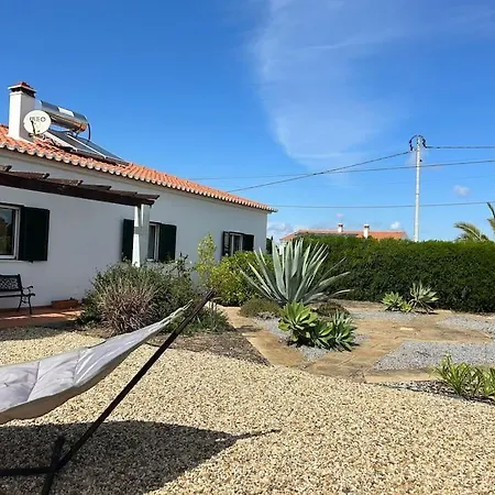 Casa Lina - With Garden And Pool Aljezur