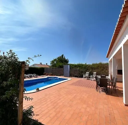 Feriehus Casa Lina - With Garden And Pool By Lisbeyond